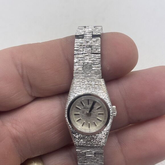 VINTAGE 1970s BULOVA GODDESS OF TIME WIND-UP WATCH BRACELET #3676 Works - Picture 10 of 11